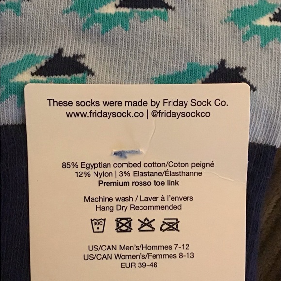 NWT Westjet Unisex Novelty Socks Rare - Picture 3 of 3